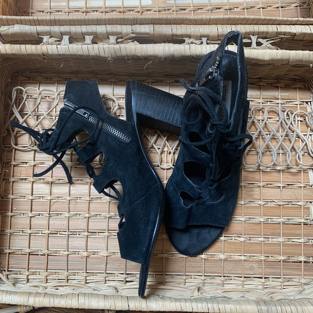 Steve Madden leather lace up heels nilunda